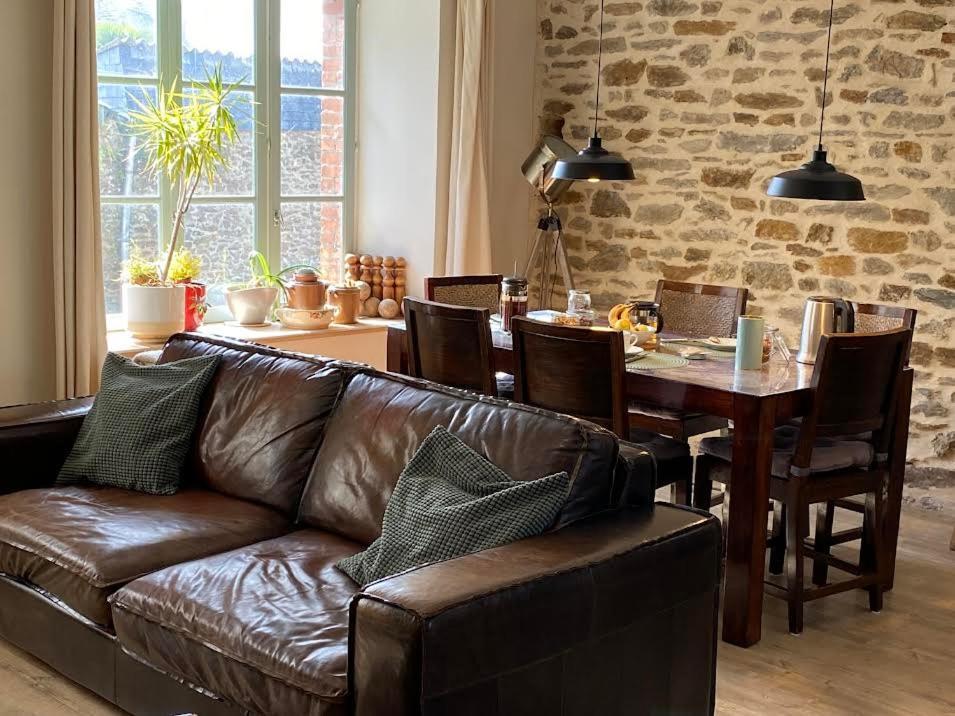 La Maison De Mano Plouër-sur-Rance 外观 照片